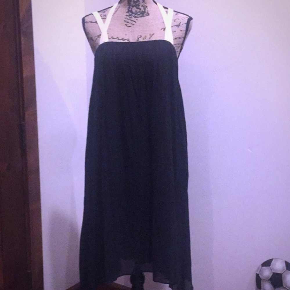 Elizabeth and James dress